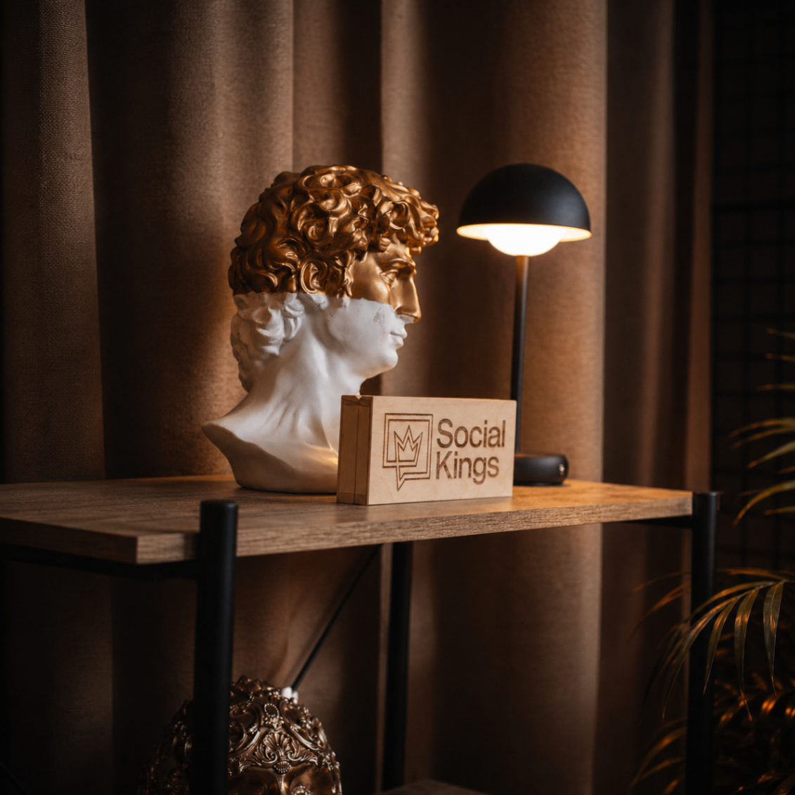 Detail dekorace ve studiu
